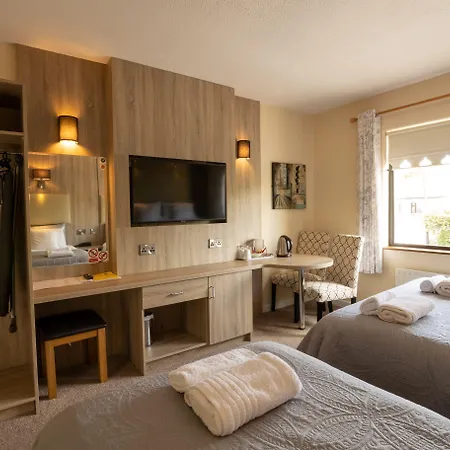 车站之家住宿加早餐旅馆 住宿加早餐酒店 恩尼斯泰蒙