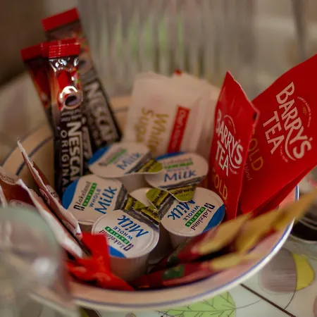 Station House לינה וארוחת בוקר