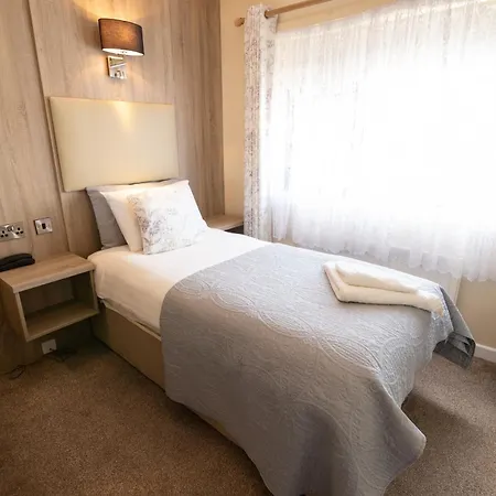 Bed & Breakfast Station House 4*