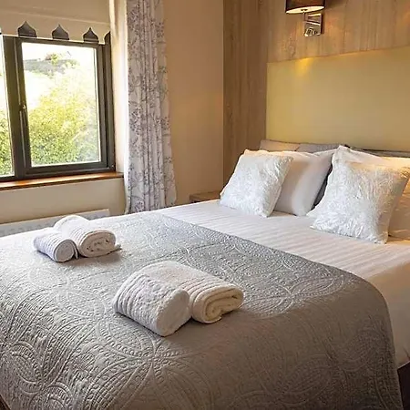 Bed & Breakfast Station House