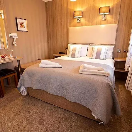 Bed & Breakfast Station House
