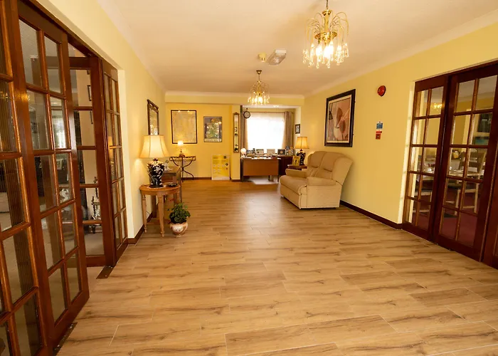 Station House فندق مبيت وإفطار إينيستيمون