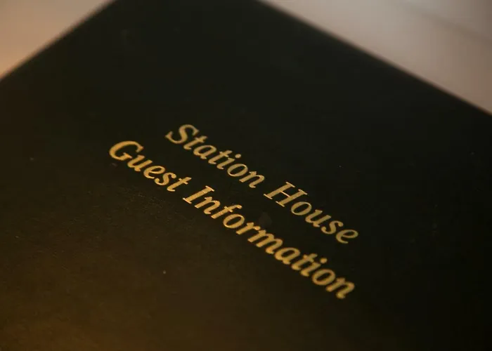 Bed and breakfast Station House 4*